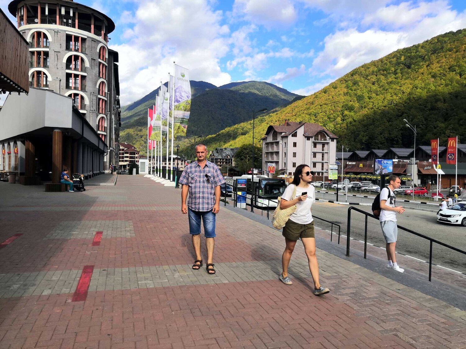 Красная Поляна: все туристические центры в одном обзоре